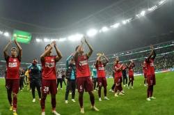 雷速体育下载-篮球赛事中恒大战胜对手成功转会