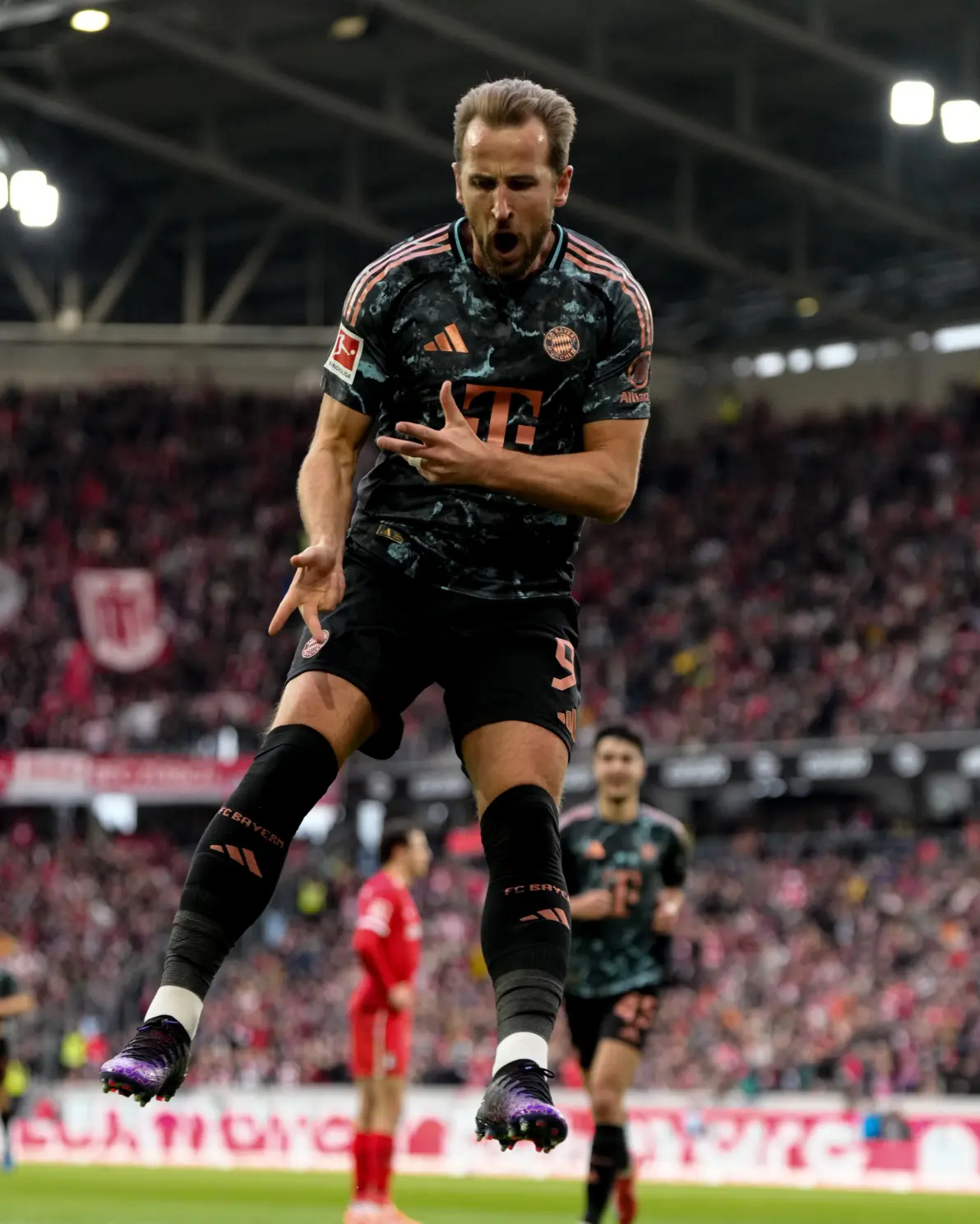 弗赖堡队在最新比赛中再次战胜对手 弗赖堡队在最新比赛中再次战胜对手